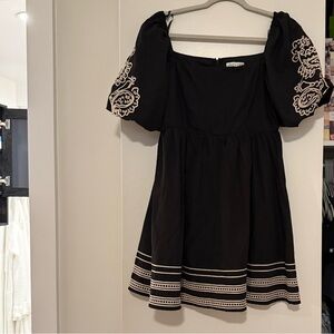 She + Sky Elegant Black Dress